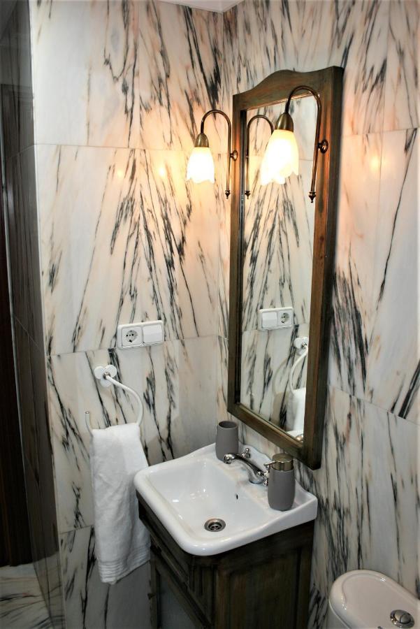 El Fuste Apartment Oviedo Ngoại thất bức ảnh