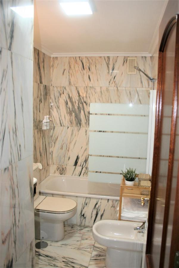 El Fuste Apartment Oviedo Ngoại thất bức ảnh